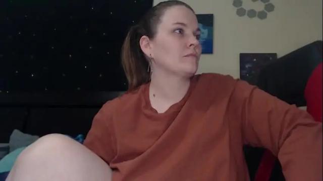 Image 7 of toxiclilly Stream on Chaturbate on 27 days ago