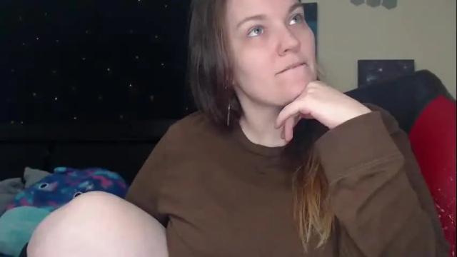 Image 4 of toxiclilly Stream on Chaturbate on 22 days ago