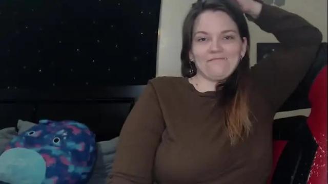 Image 7 of toxiclilly Stream on Chaturbate on 22 days ago