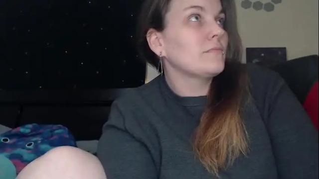 Image 6 of toxiclilly Stream on Chaturbate on 20 days ago
