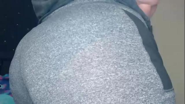 Image 11 of toxiclilly Stream on Chaturbate on 14 days ago