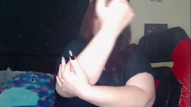 Image 8 of toxiclilly Stream on Chaturbate on 6 days ago