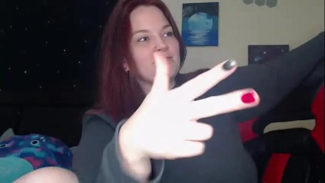 Image 11 of toxiclilly Stream on Chaturbate on 3 days ago