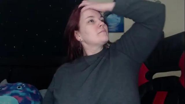 Image 4 of toxiclilly Stream on Chaturbate on 3 days ago