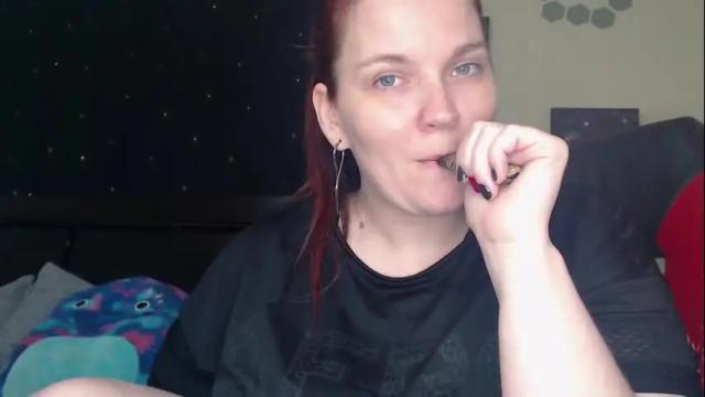 Image 10 of toxiclilly Stream on Chaturbate on 1 month ago