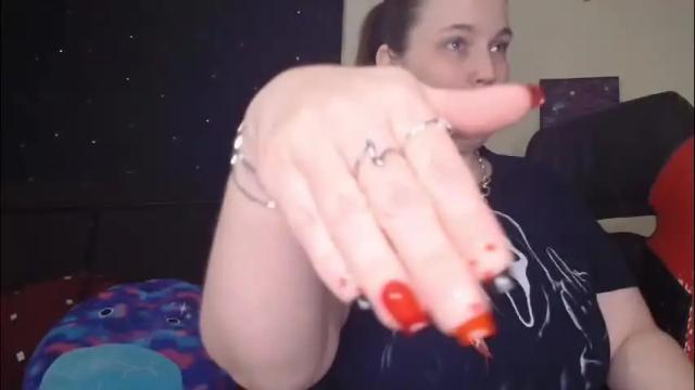 Image 6 of toxiclilly Stream on Chaturbate on 2 months ago