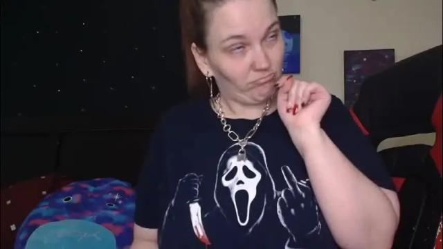 Image 7 of toxiclilly Stream on Chaturbate on 2 months ago