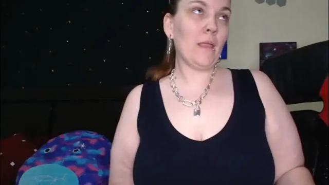 Image 11 of toxiclilly Stream on Chaturbate on 28 days ago