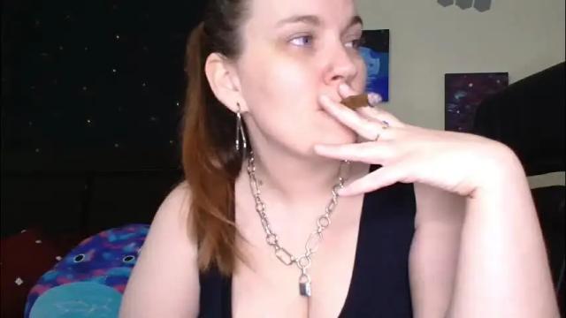 Image 8 of toxiclilly Stream on Chaturbate on 28 days ago