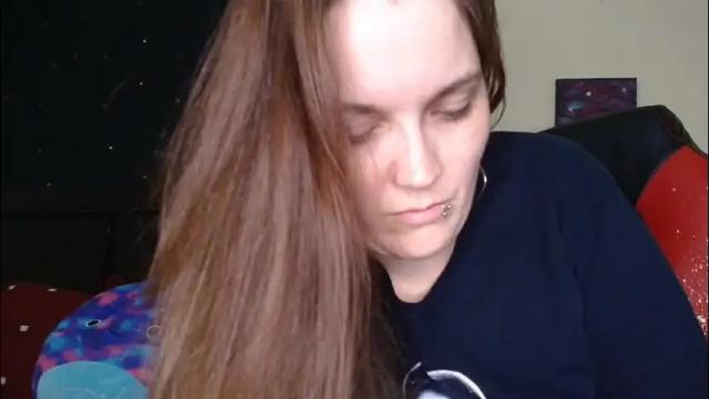 Image 7 of toxiclilly Stream on Chaturbate on 14 days ago