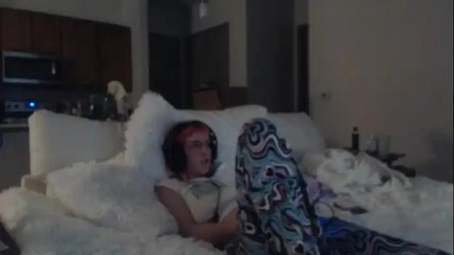 Image 12 of toxictokyo Stream on Chaturbate on 22 months ago