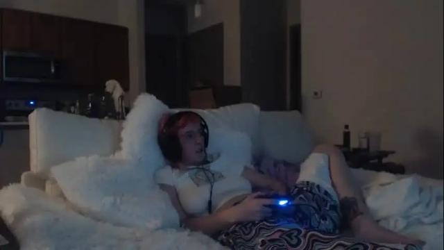 Image 8 of toxictokyo Stream on Chaturbate on 22 months ago