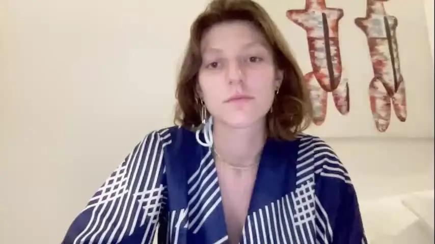 trace_annaverda Chaturbate