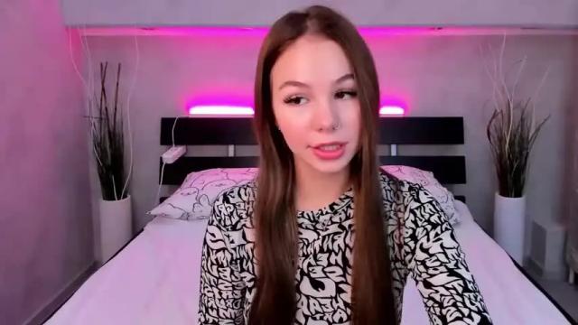 Image 6 of tracy_tay1or Stream on Chaturbate on 12 months ago