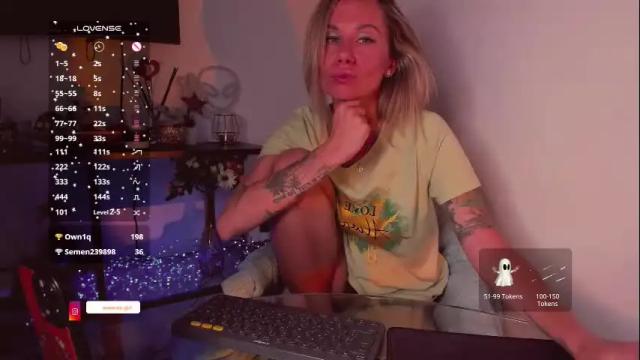Image 7 of trafka_murafka Stream on Chaturbate on 1 month ago