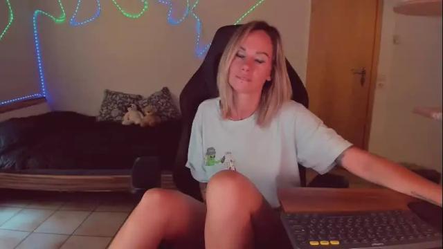 Image 6 of trafka_murafka Stream on Chaturbate on 3 days ago