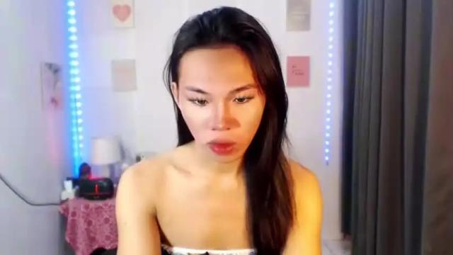 Image 6 of trans_angkul Stream on Chaturbate on 15 months ago