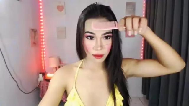 Image 3 of trans_angkul Stream on Chaturbate on 14 months ago