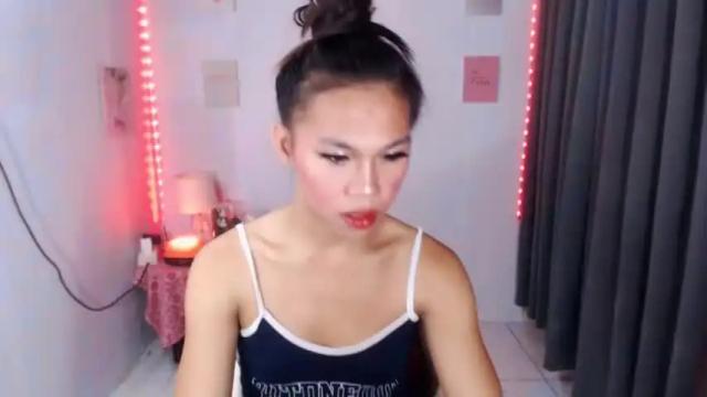 Image 2 of trans_angkul Stream on Chaturbate on 13 months ago