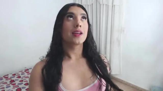 Image 4 of trans_model12 Stream on Chaturbate on 19 months ago