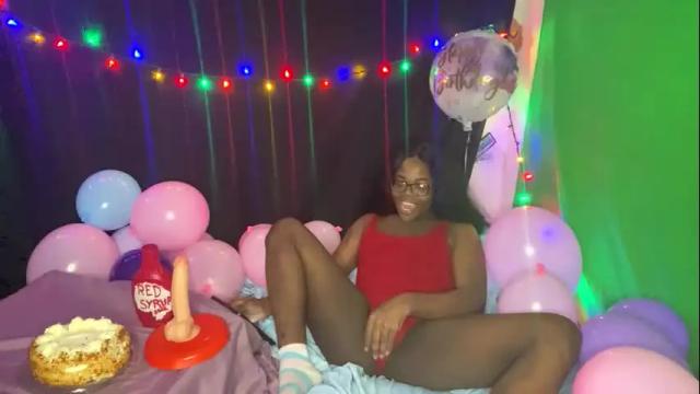 Image 3 of transgirl_omi Stream on Chaturbate on 2 months ago