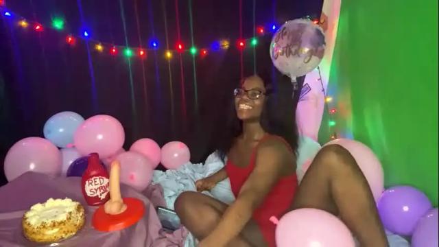 Image 4 of transgirl_omi Stream on Chaturbate on 2 months ago