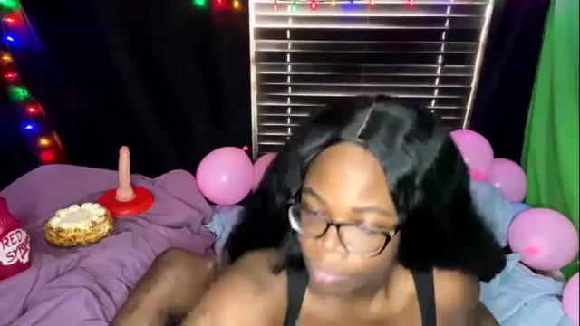 Image 3 of transgirl_omi Stream on Chaturbate on 1 month ago