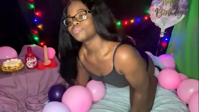 Image 4 of transgirl_omi Stream on Chaturbate on 23 days ago