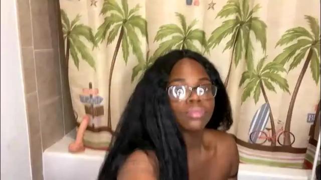 Image 8 of transgirl_omi Stream on Chaturbate on 21 days ago