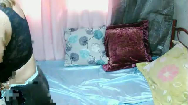 Image 3 of transhottie28 Stream on Chaturbate on 1 month ago