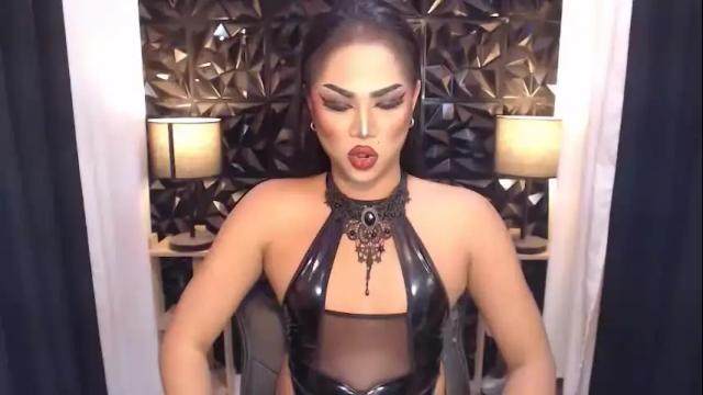 Image 3 of translunaa Stream on Chaturbate on 23 months ago