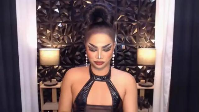 Image 11 of translunaa Stream on Chaturbate on 22 months ago