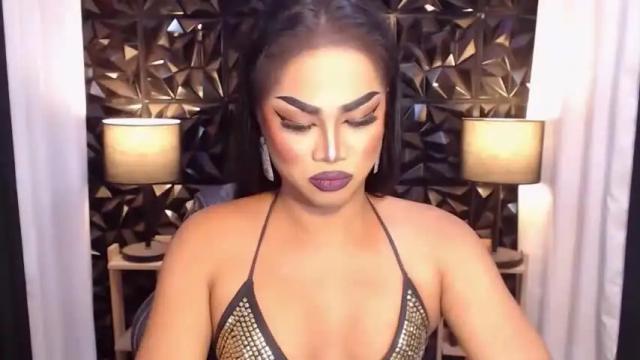 Image 7 of translunaa Stream on Chaturbate on 22 months ago