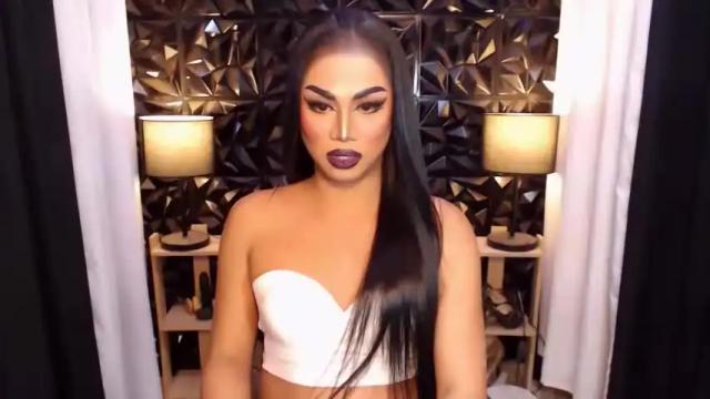 Image 4 of translunaa Stream on Chaturbate on 22 months ago