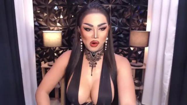 Image 11 of translunaa Stream on Chaturbate on 21 months ago