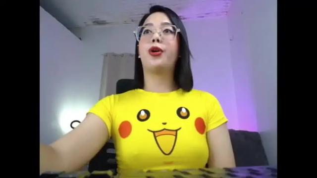 Image 2 of transmanilasue Stream on Chaturbate on 8 days ago