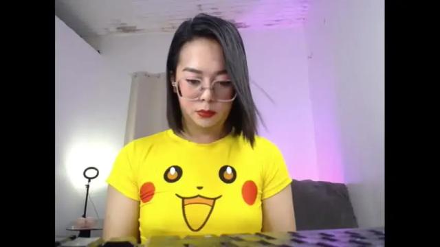 Image 7 of transmanilasue Stream on Chaturbate on 8 days ago