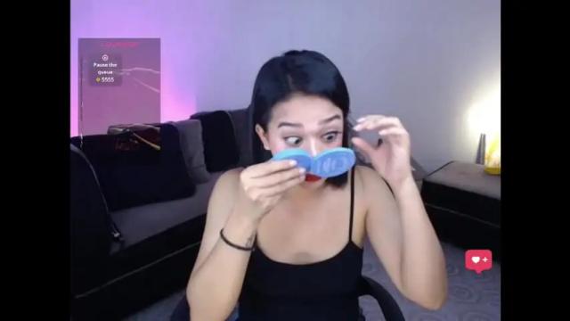 Image 2 of transmanilasue Stream on Chaturbate on 5 months ago