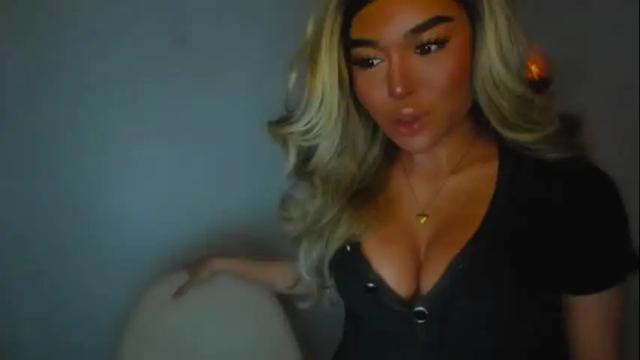Thumbnail 2, transnextdoor_'s Stream at Chaturbate, 22 days ago