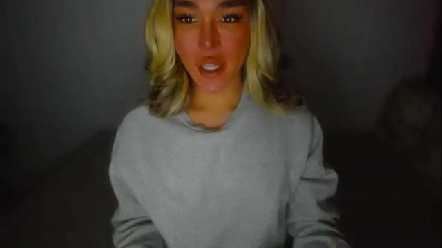 Image 2 of transnextdoor_ Stream on Chaturbate on 13 days ago