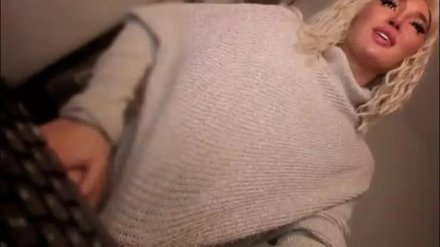 Image 3 of transnextdoor_ Stream on Chaturbate on 1 month ago