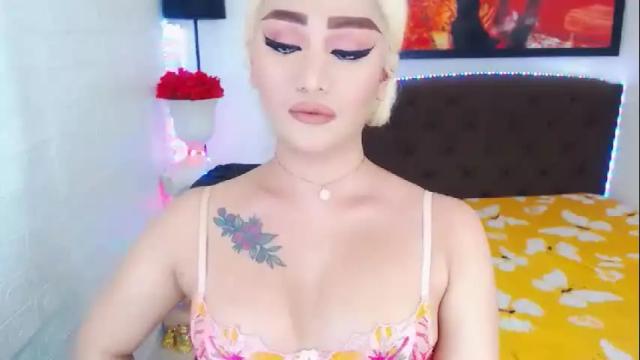 Image 2 of transplayfullolivia Stream on Chaturbate on 9 days ago