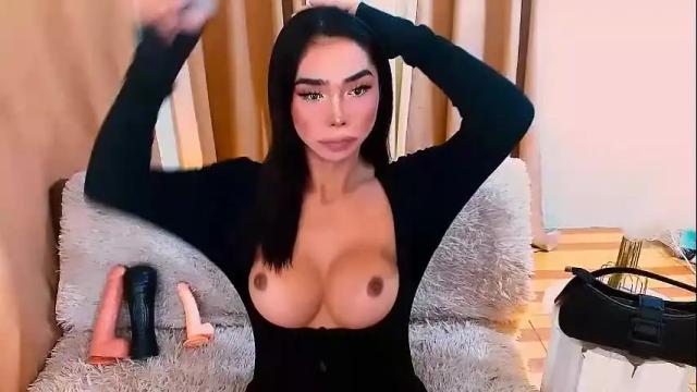 Image 2 of transqueenmonika Stream on Chaturbate on 1 month ago