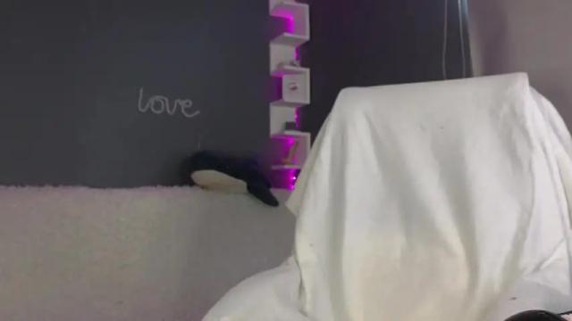 Image 3 of trasy__stone Stream on Chaturbate on 14 months ago