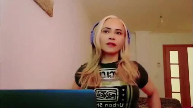 Image 3 of travesti513695 Stream on Chaturbate on 1 month ago