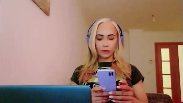 Image 4 of travesti513695 Stream on Chaturbate on 1 month ago