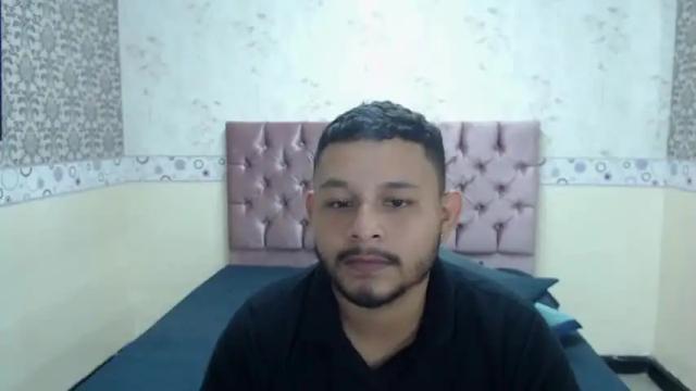 Image 7 of travisand_luisa Stream on Chaturbate on 13 months ago