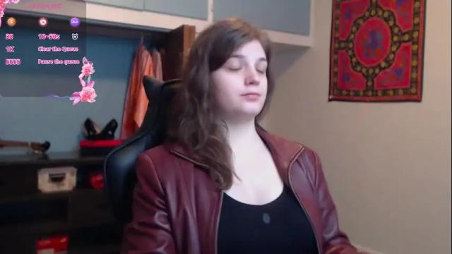 Image 2 of treejeanne Stream on Chaturbate on 11 days ago