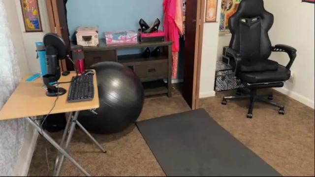 Image 12 of treejeanne Stream on Chaturbate on 22 days ago