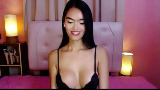 Image 3 of trexiehenderson Stream on Chaturbate on 1 month ago